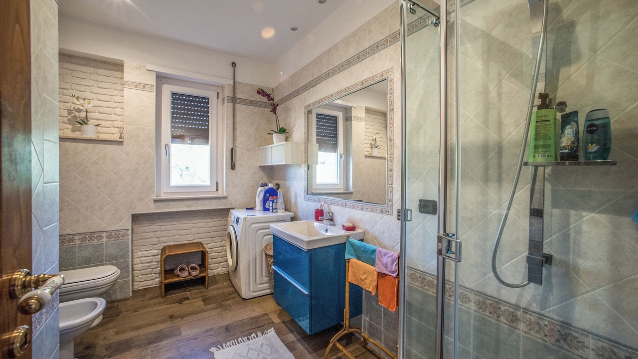 Photo of Bathroom in Marino