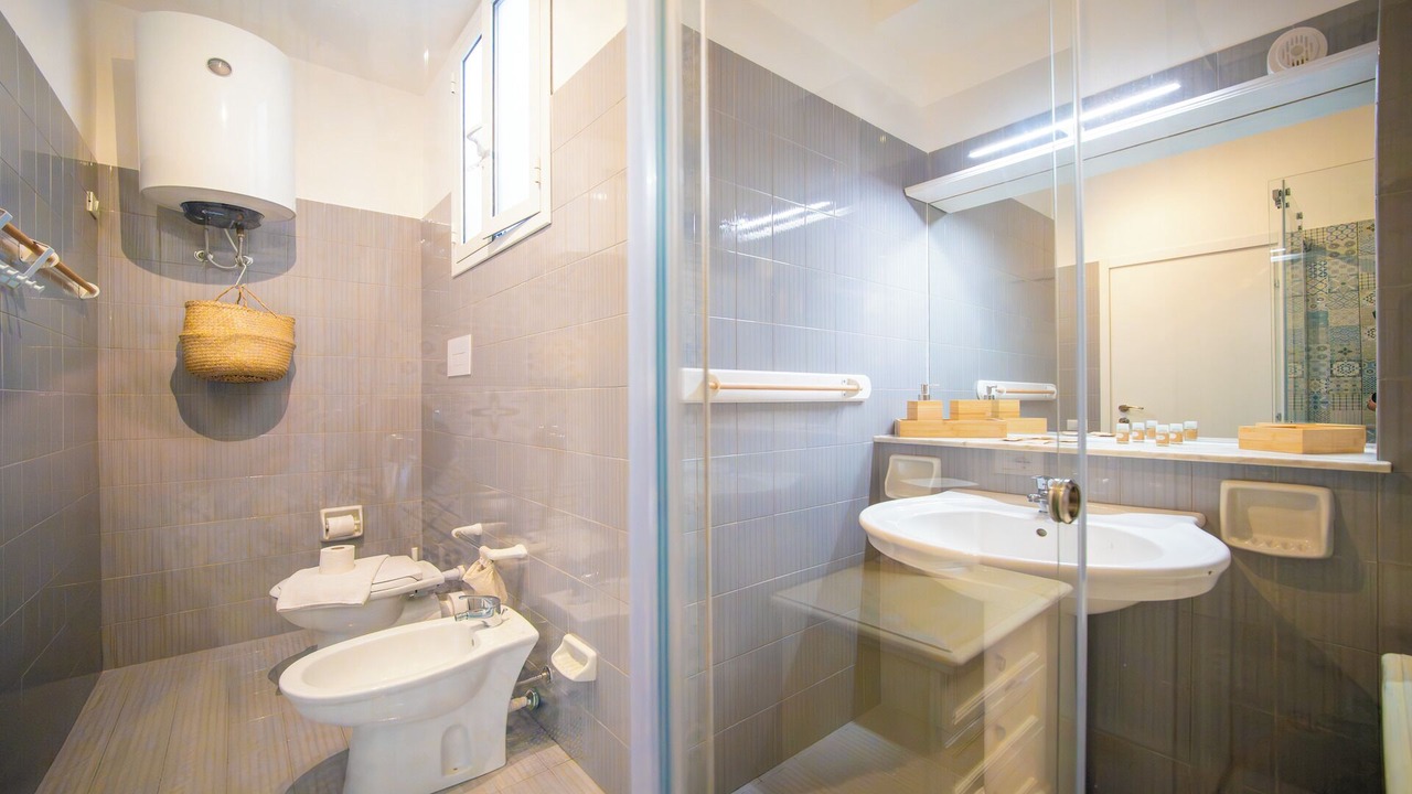 Photo of Bathroom in Aspra