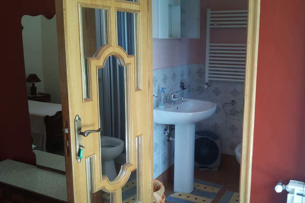 Photo of Bathroom in Torrenova