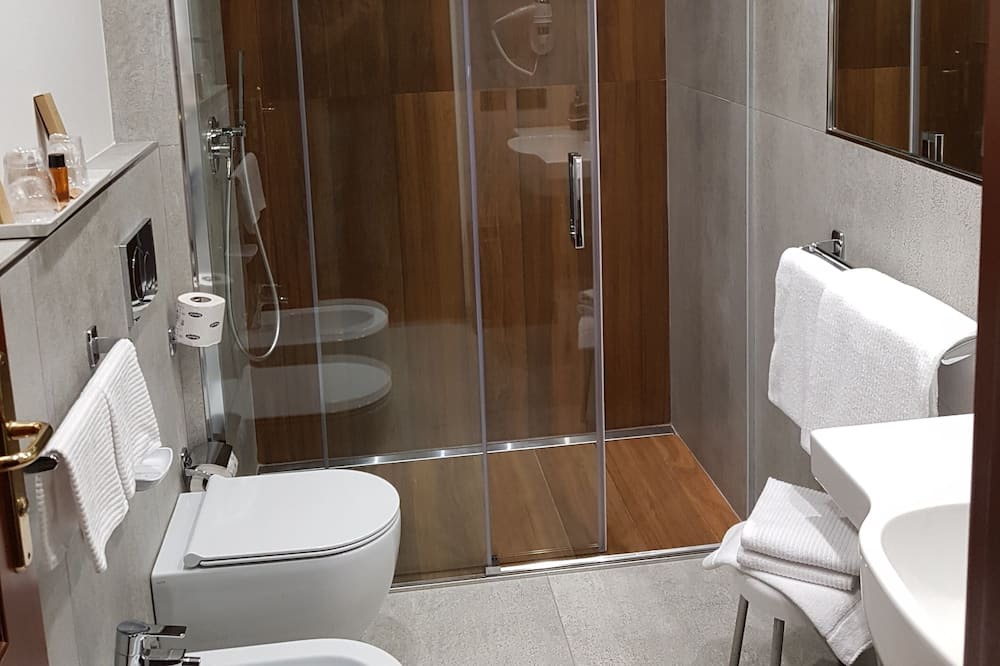 Photo of Bathroom in Coste