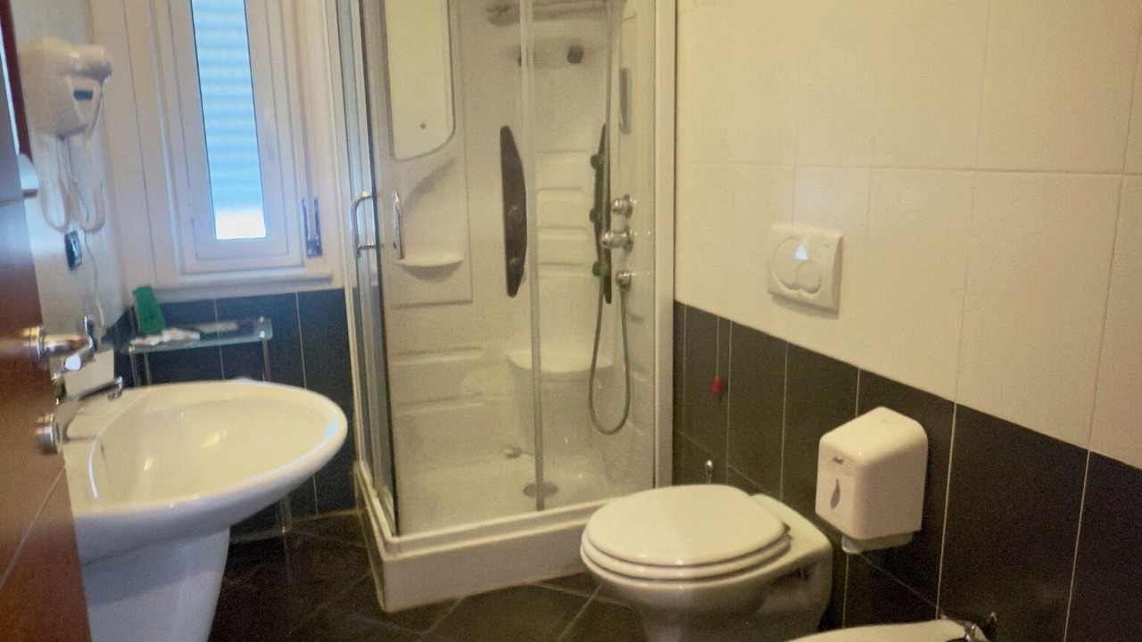 Photo of Bathroom in Mongiove