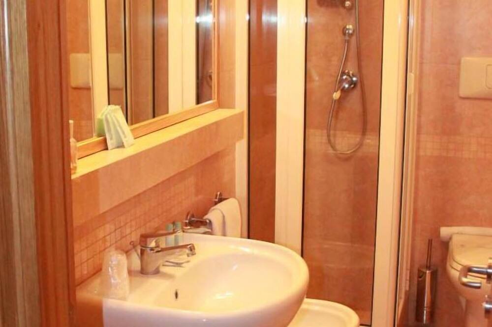 Photo of Bathroom in Nicolosi