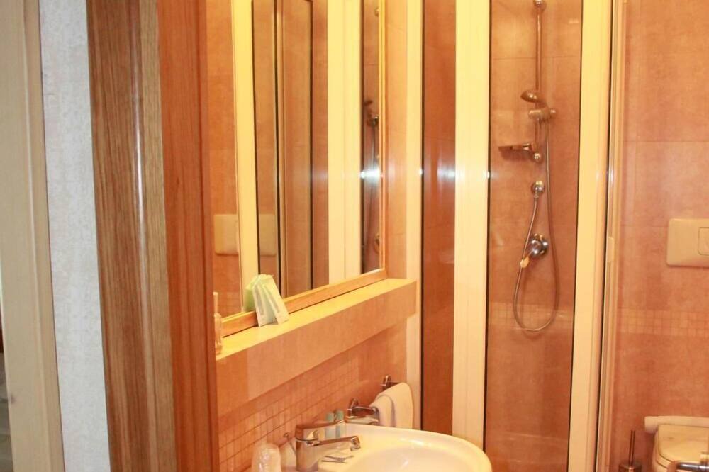 Photo of Bathroom in Nicolosi