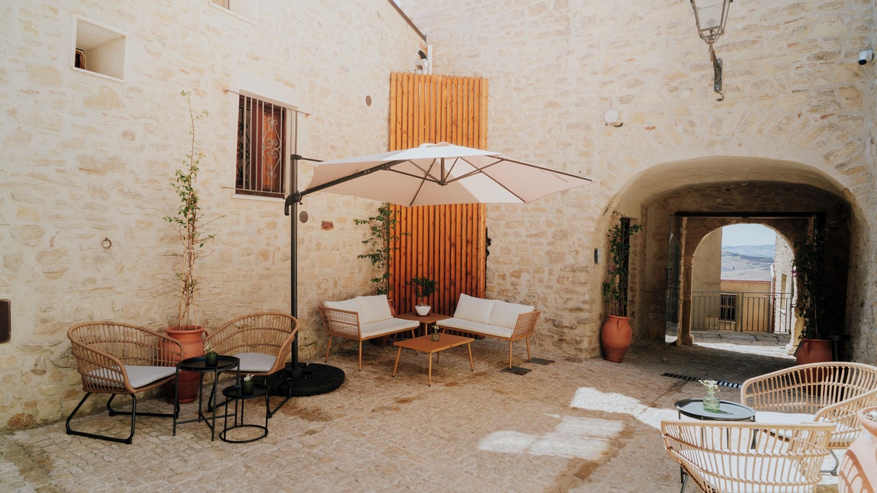Photo of Patio Balcony in Gangi