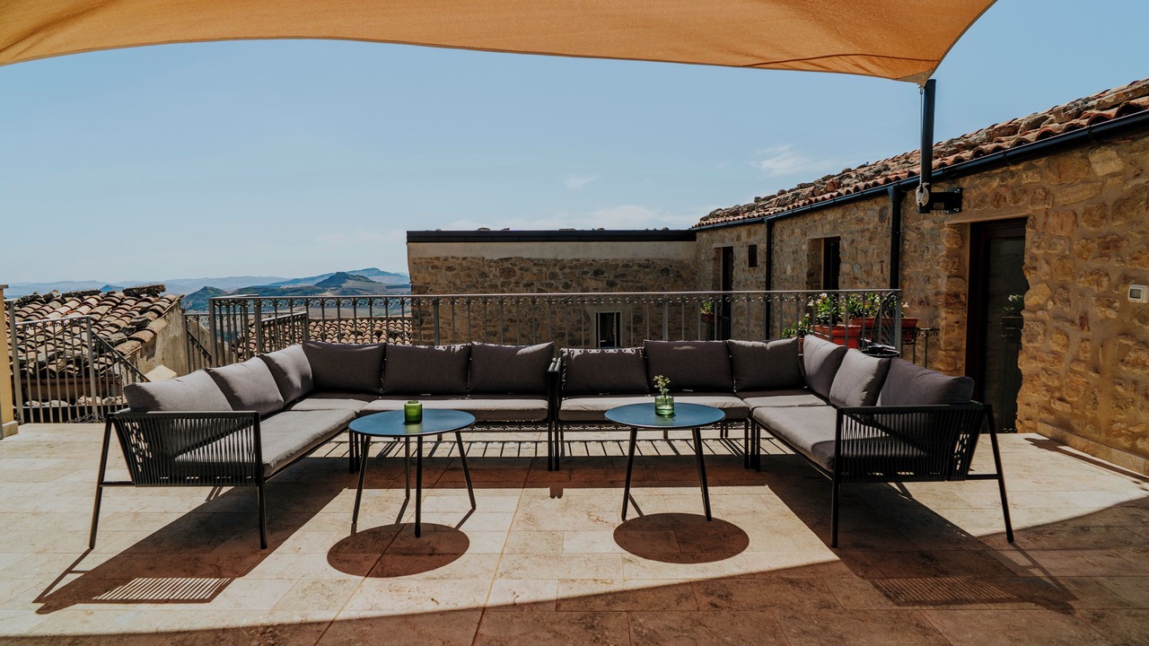 Photo of Patio Balcony in Gangi