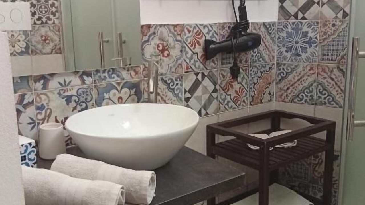 Photo of Bathroom in Lascari
