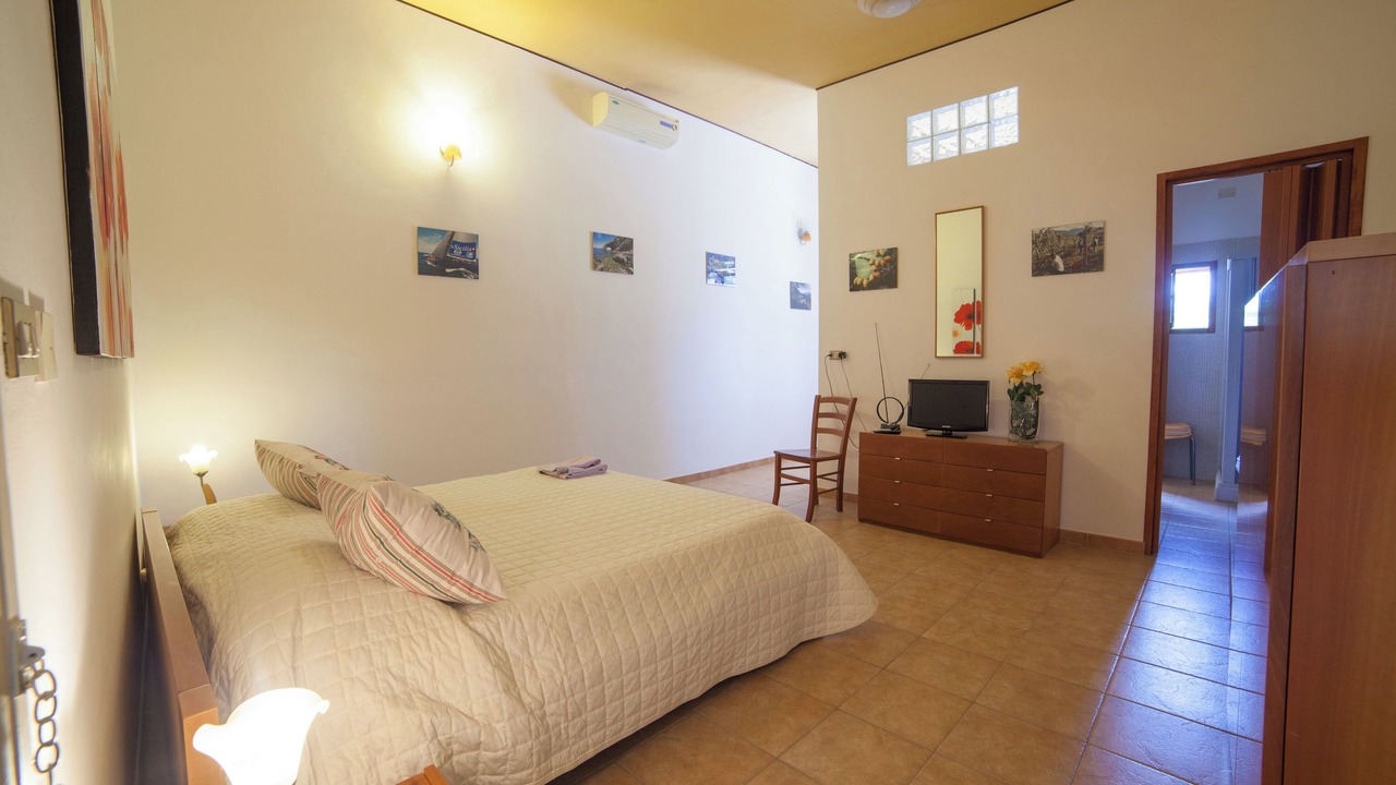 Photo of Bedroom in Paceco