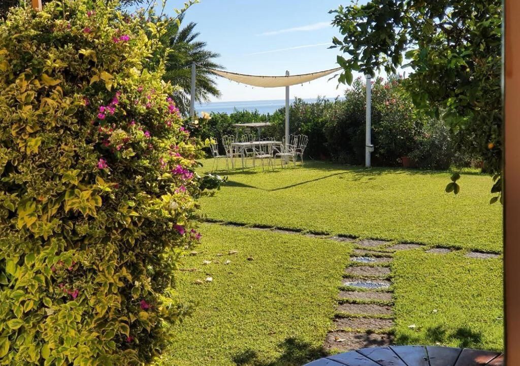 Photo of Outdoor in Archi