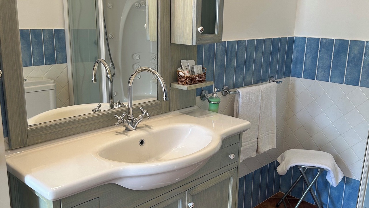 Photo of Bathroom in Archi