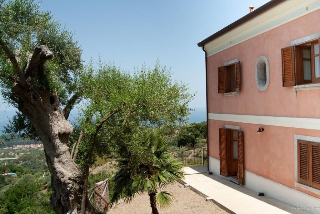 Photo of Outdoor in Capri Leone