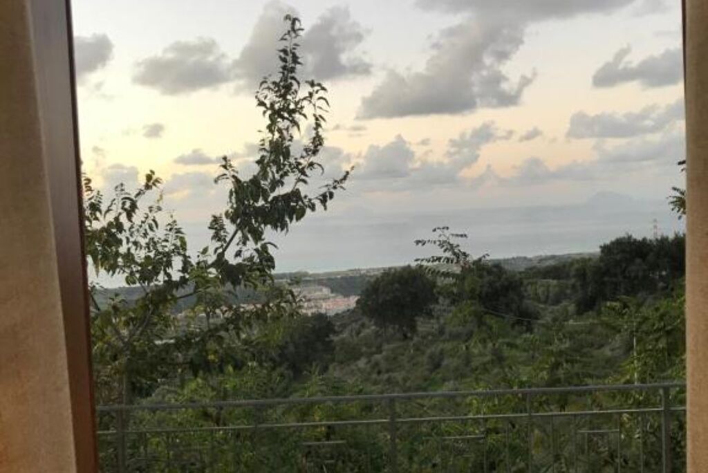 Photo of Others in Capri Leone