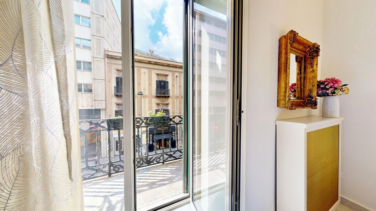 Photo of Patio Balcony in Ruggero Settimo