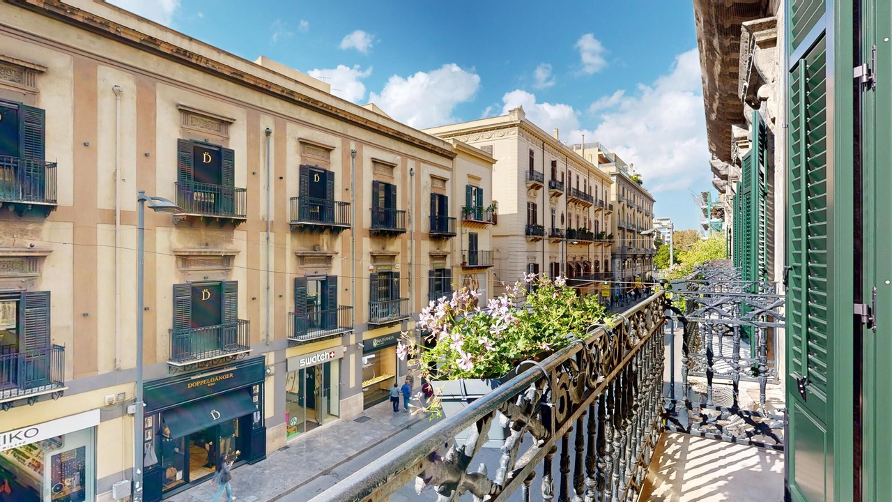 Photo of Patio Balcony in Ruggero Settimo
