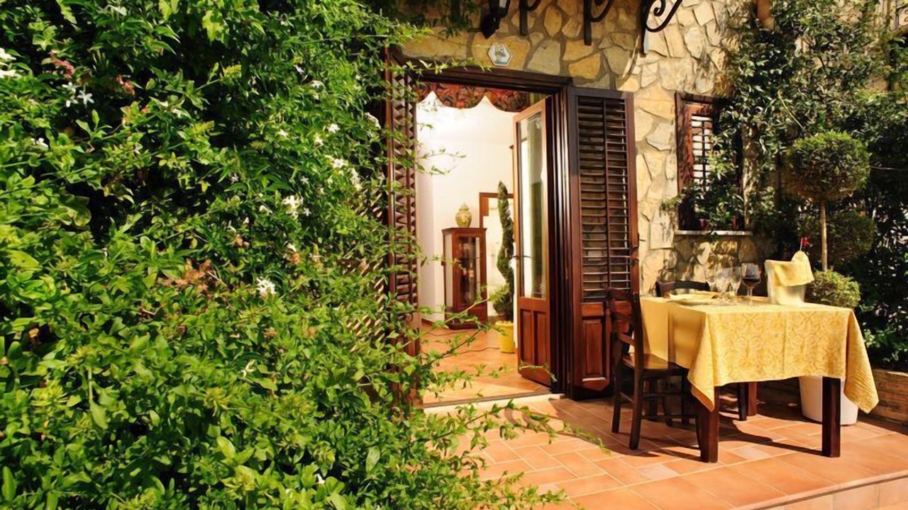 Photo of Outdoor in Alia