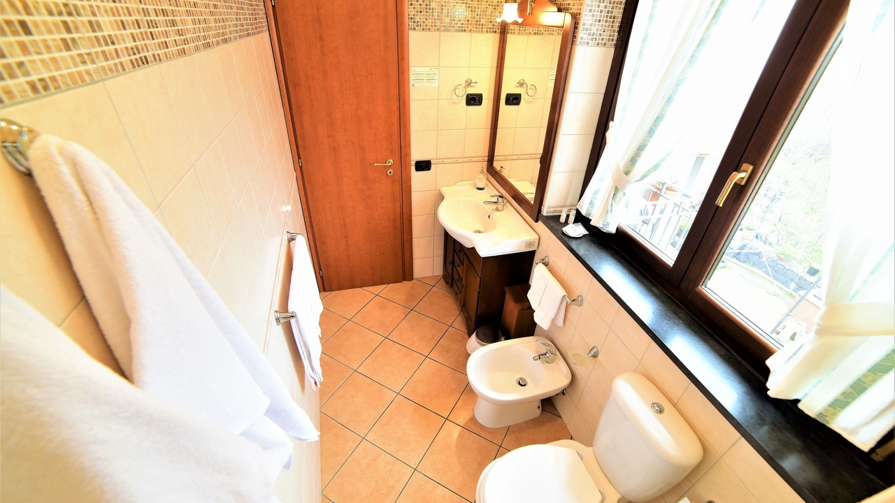 Photo of Bedroom in Milo