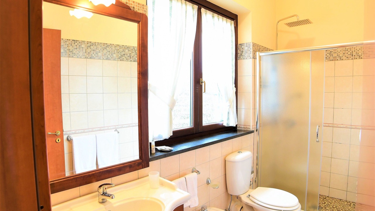 Photo of Bathroom in Milo