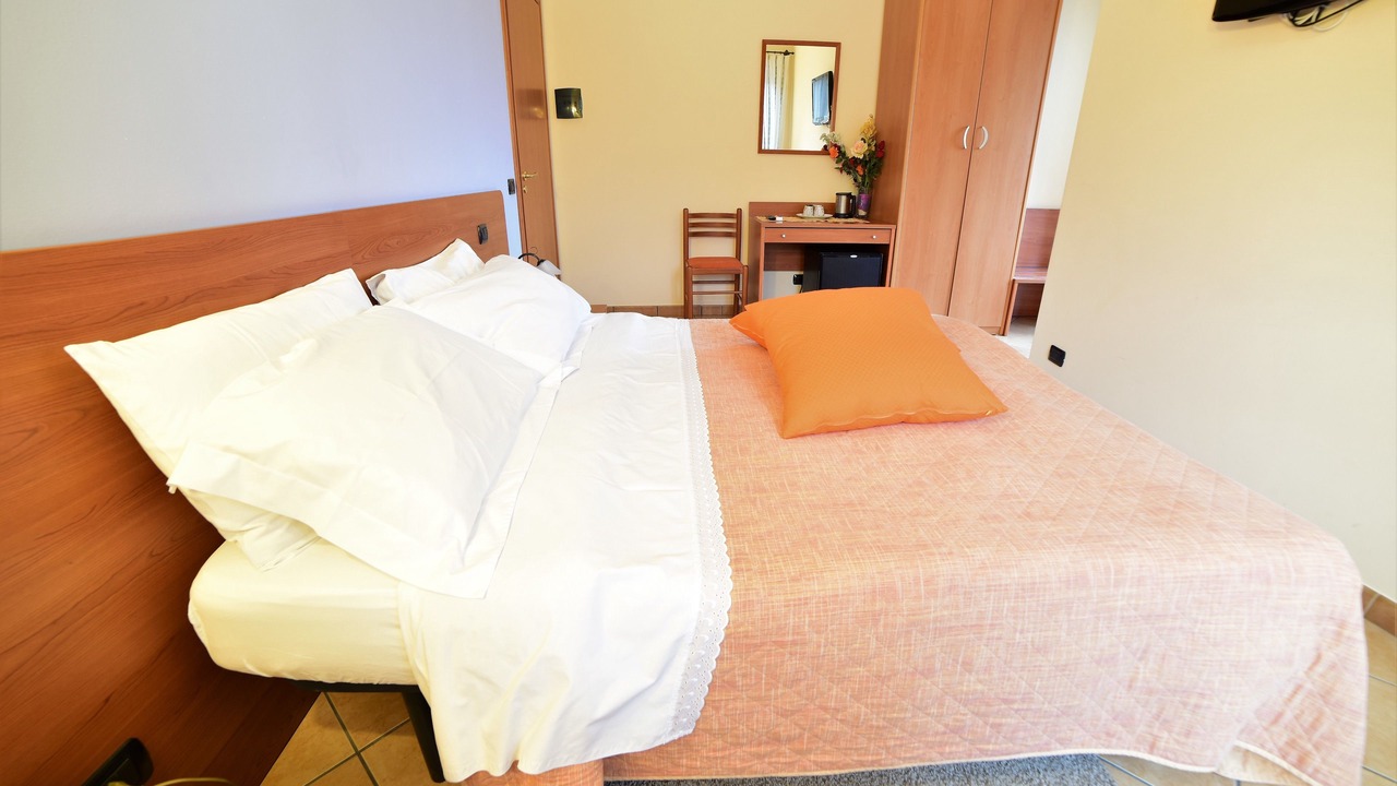 Photo of Bedroom in Milo