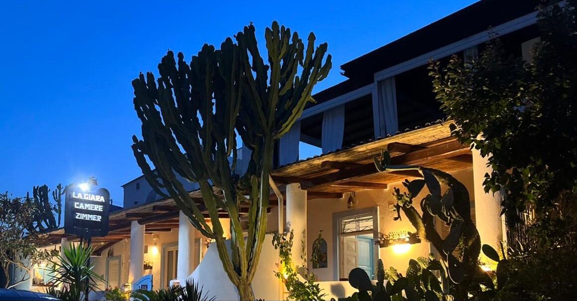 Photo of Outdoor in Vulcano Porto