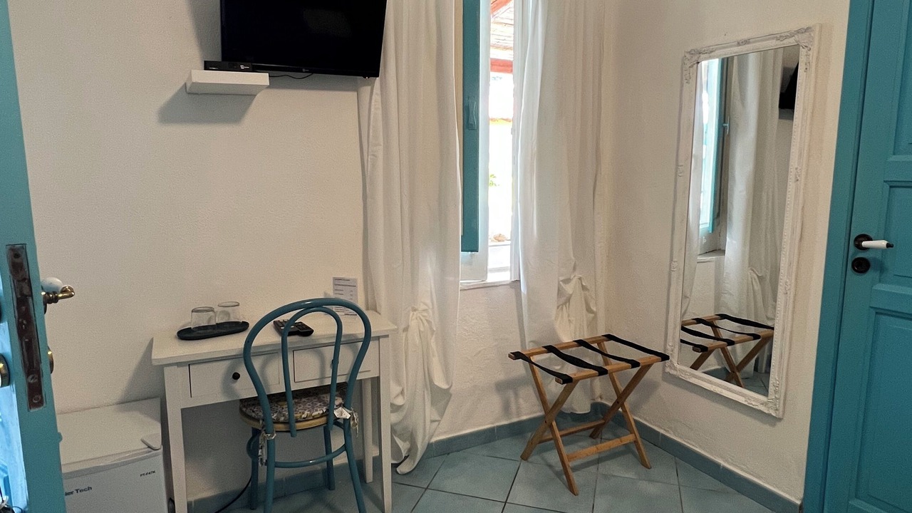 Photo of Bedroom in Vulcano Porto