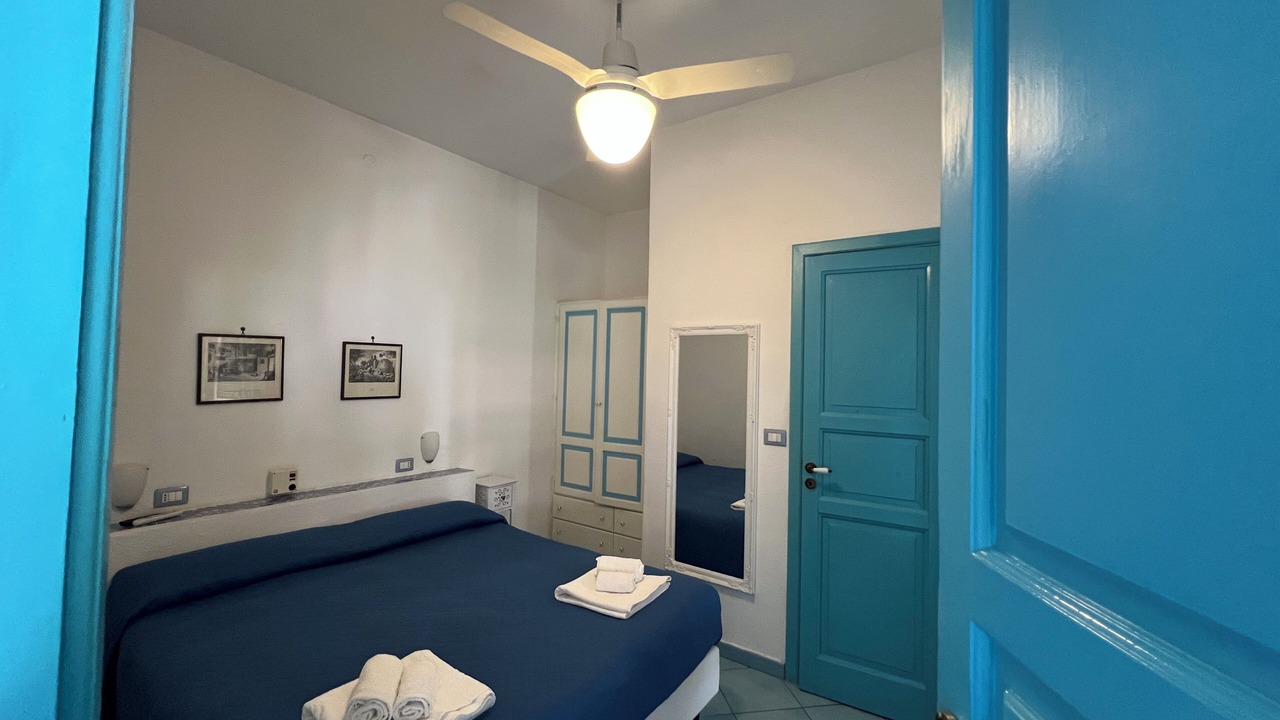 Photo of Bedroom in Vulcano Porto