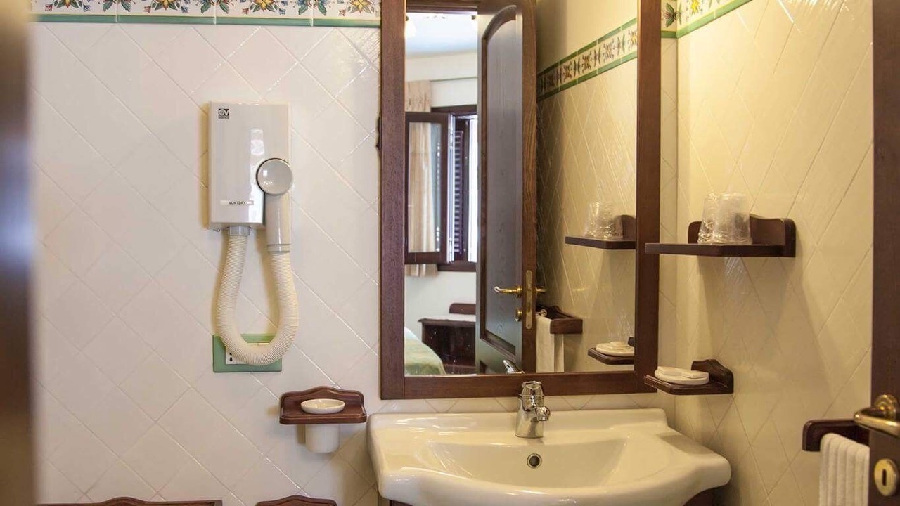 Photo of Bathroom in Lipari