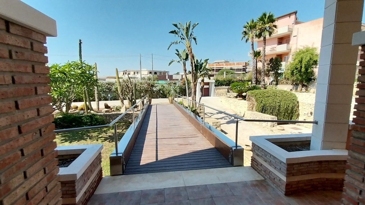 Photo of Outdoor in Tiche