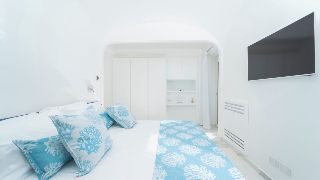 Photo of Bedroom in Capri