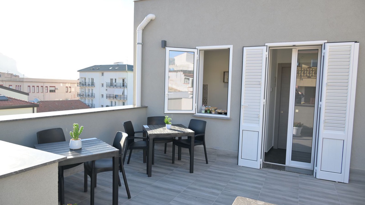 Photo of Patio Balcony in Villa Grazia di Carini