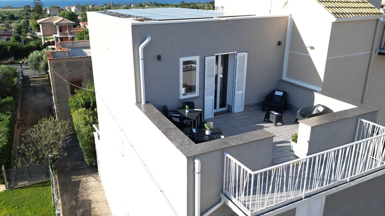 Photo of Patio Balcony in Villa Grazia di Carini