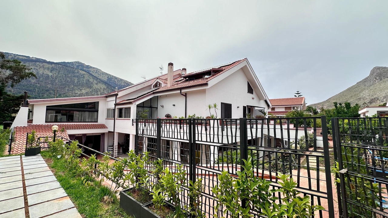 Photo of Outdoor in Palermo