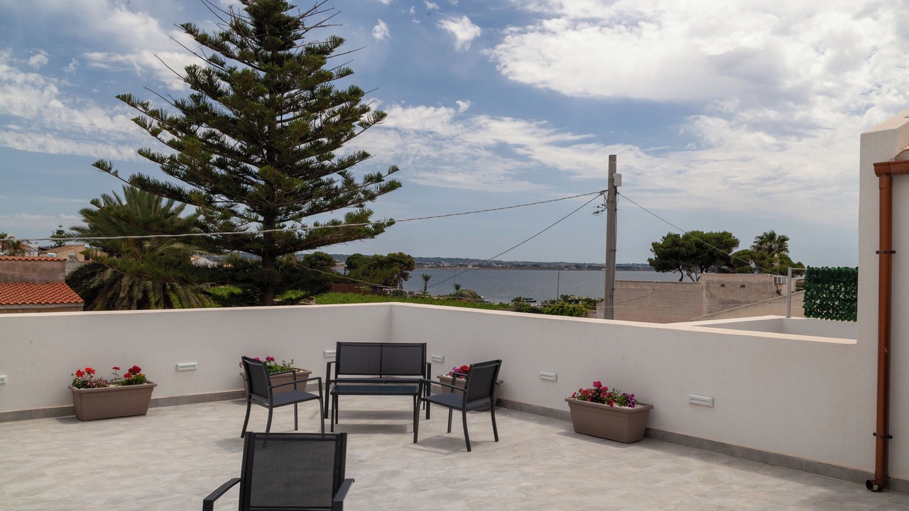 Photo of Patio Balcony in Birgi Vecchi