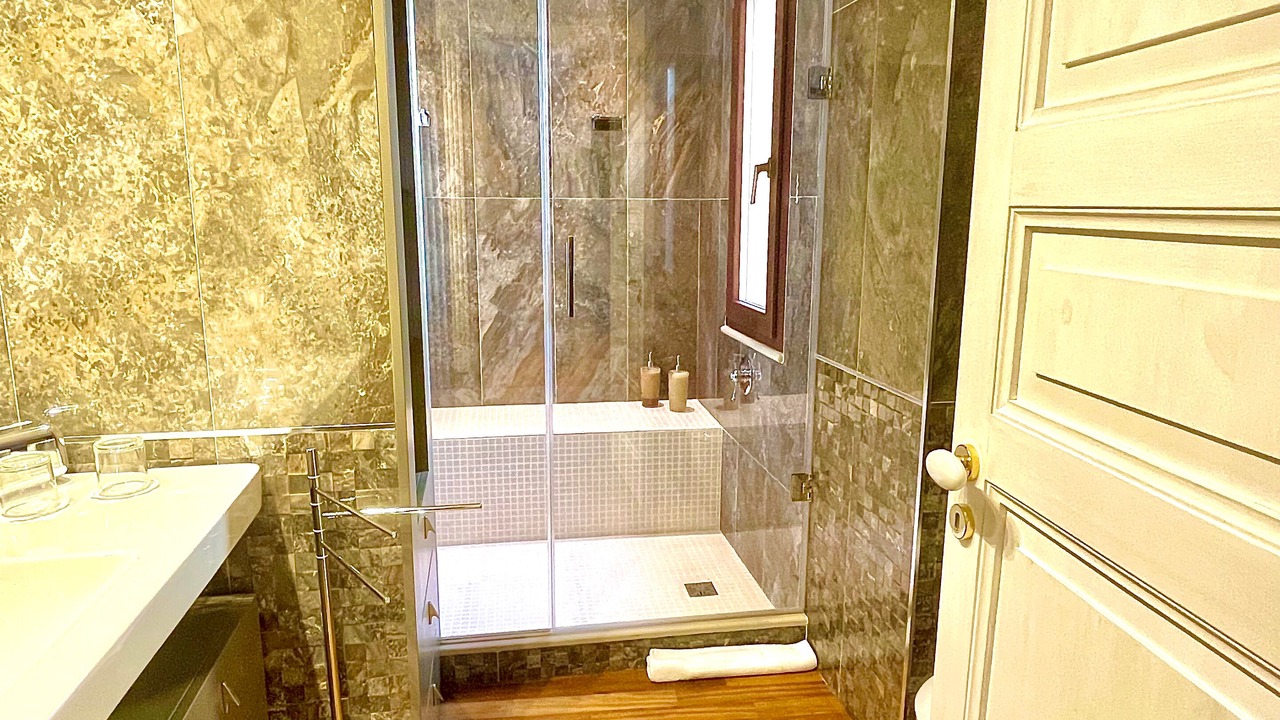 Photo of Bathroom in Enna