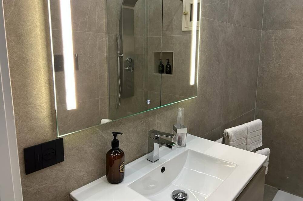 Photo of Bathroom in Borgo Vecchio