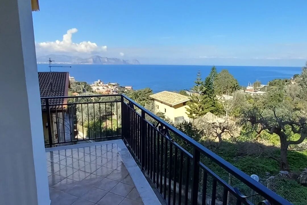 Photo of Outdoor in Aspra