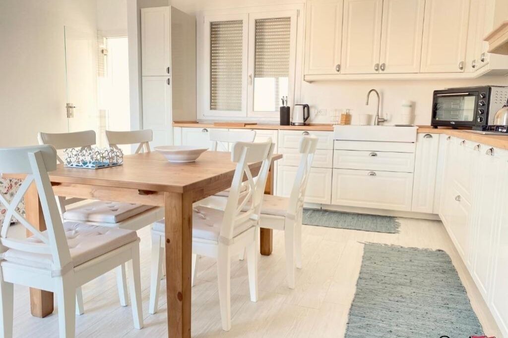 Photo of Kitchen in Augusta