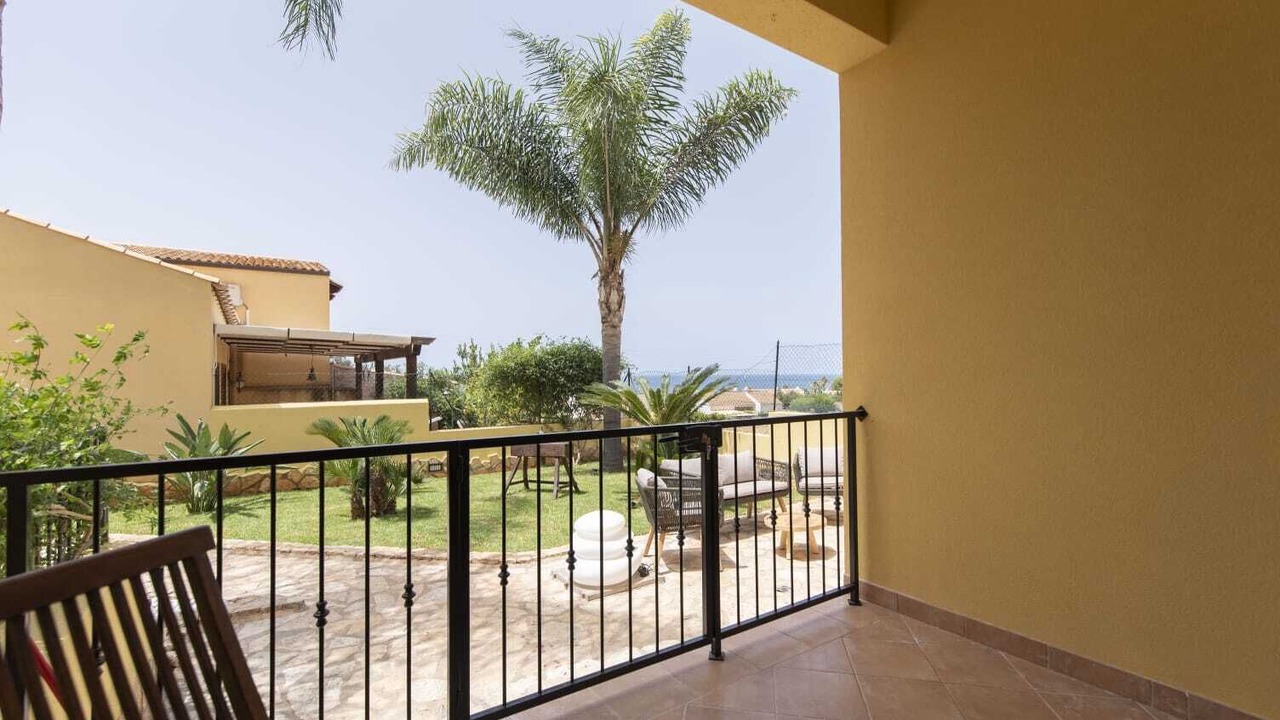 Photo of Patio Balcony in Macari