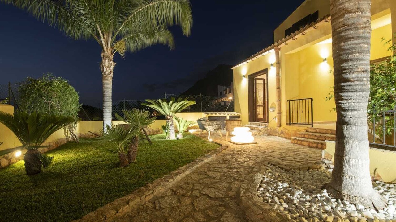 Photo of Outdoor in Macari