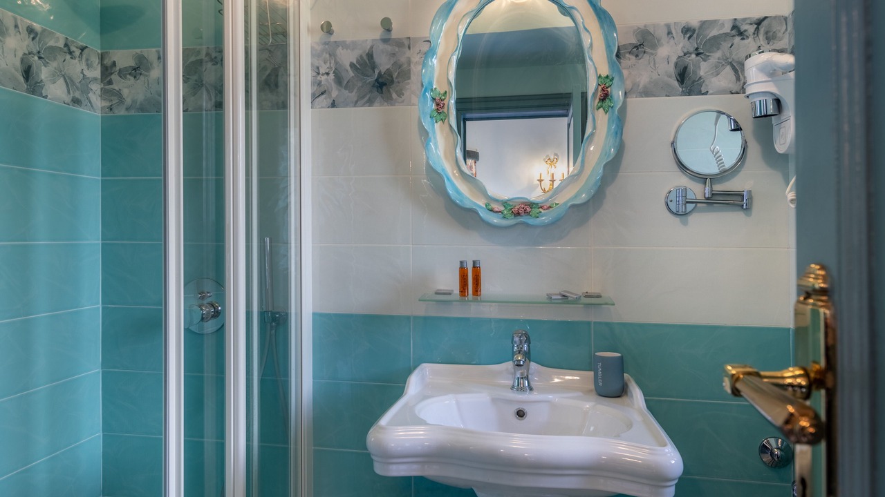 Photo of Bathroom in Noto