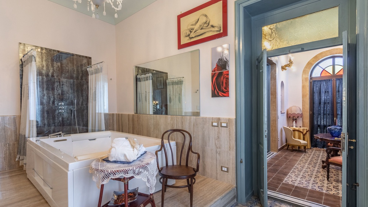 Photo of Bathroom in Noto
