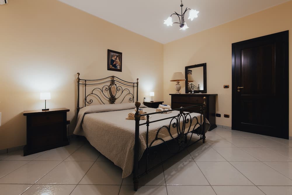 Photo of Bedroom in Porticello