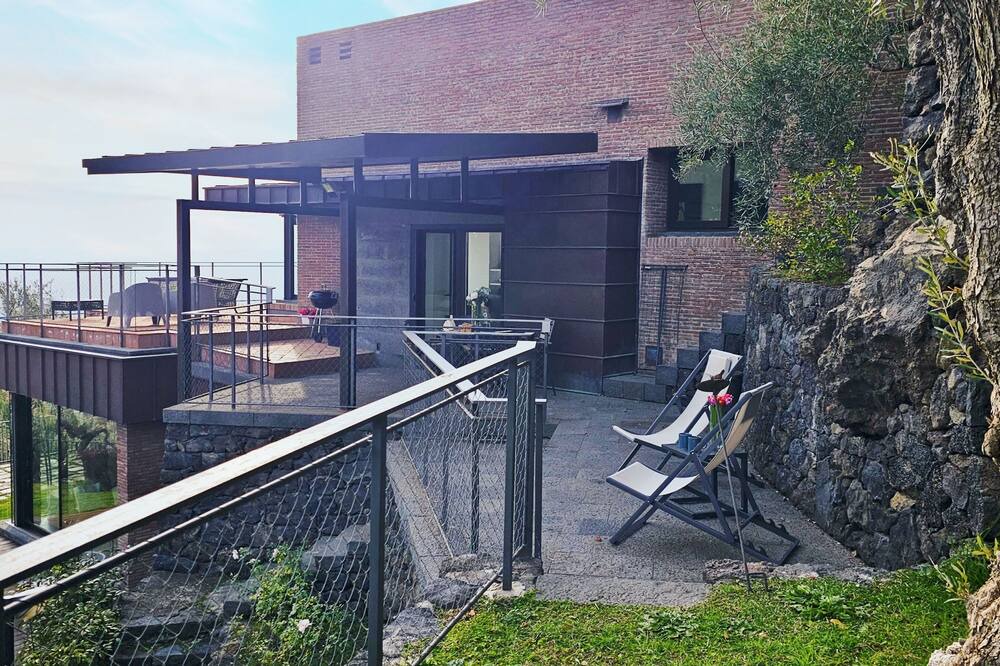 Photo of Outdoor in Ragalna