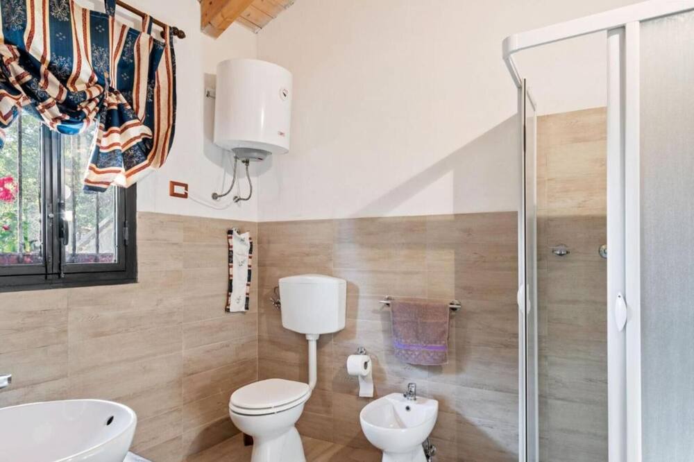 Photo of Bathroom in Maniace