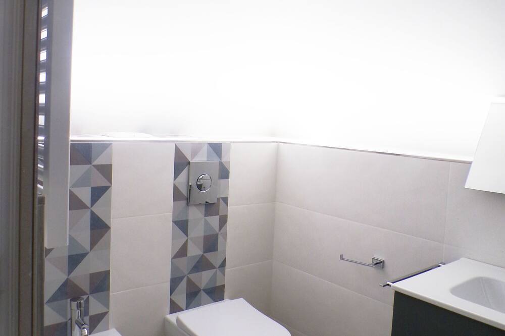 Photo of Bathroom in Mistretta
