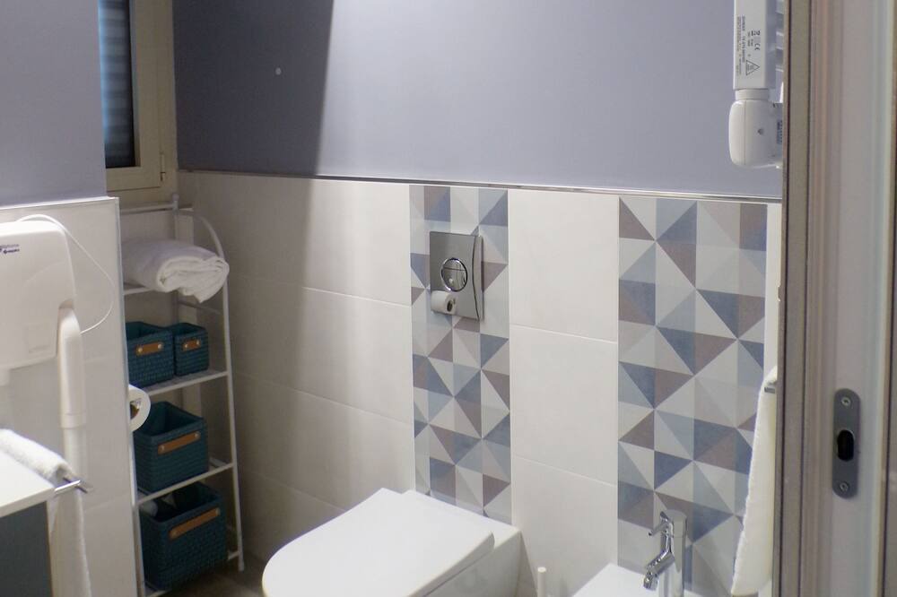 Photo of Bathroom in Mistretta