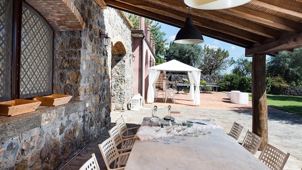Photo of Patio Balcony in Milo