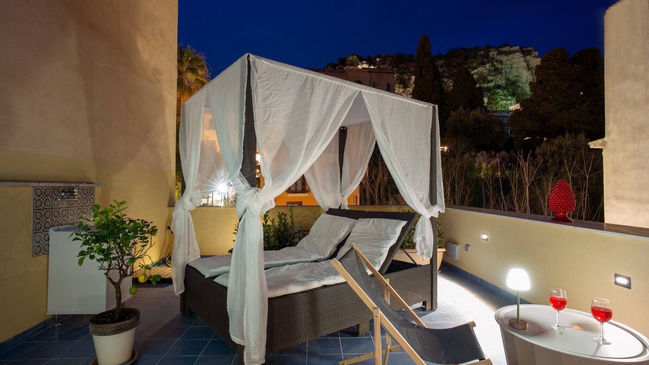 Photo of Patio Balcony in Taormina City Centre