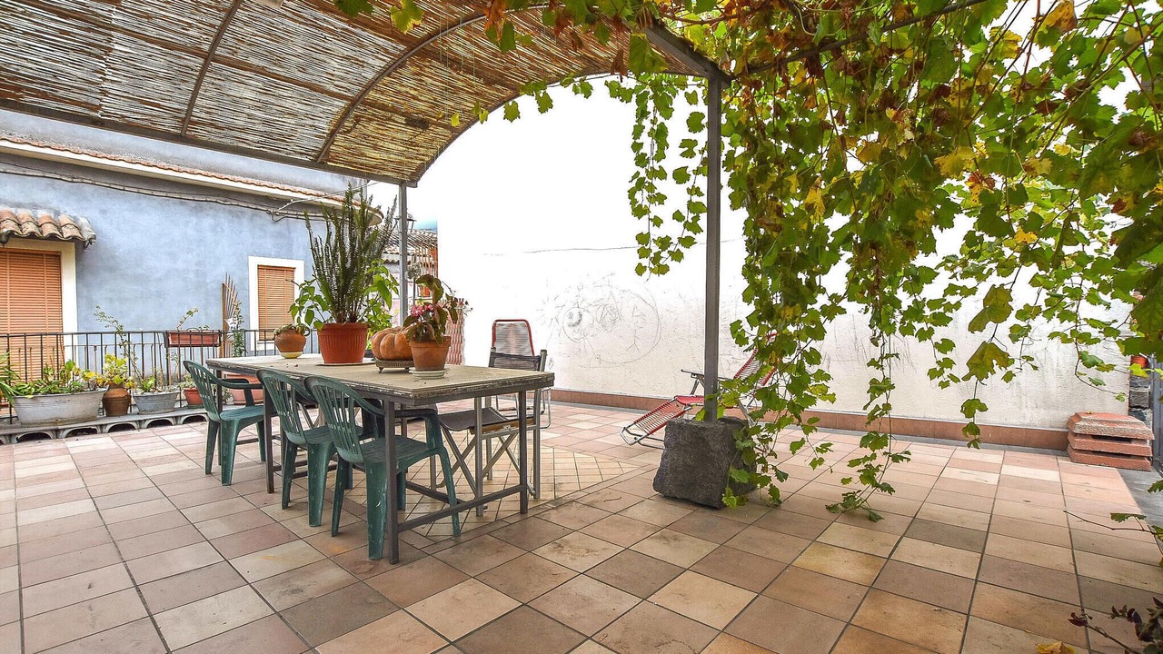 Photo of Outdoor in Milo