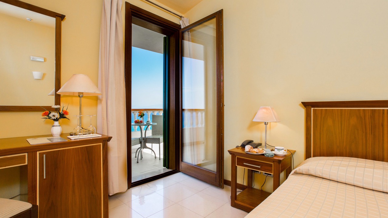 Photo of Bedroom in Parghelia