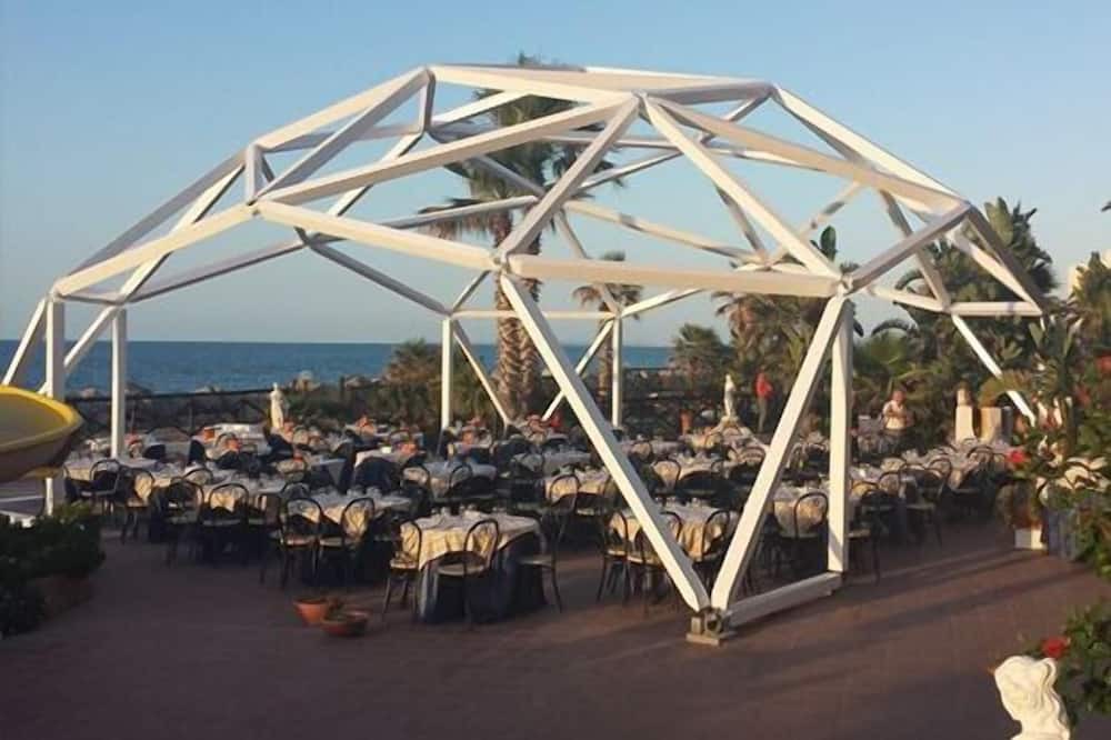 Photo of Outdoor in Patti