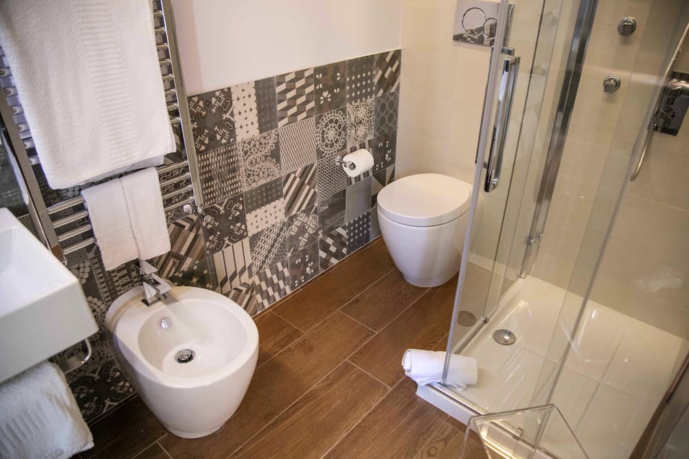 Photo of Bathroom in Collesano